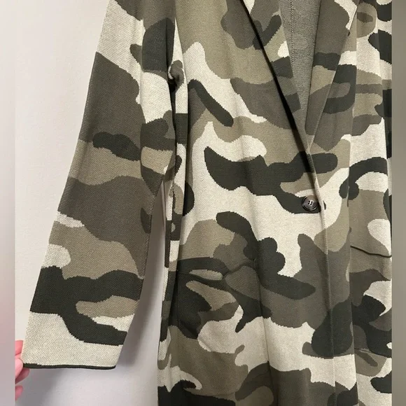 Long Camo Cardigan - Picture 2 of 7